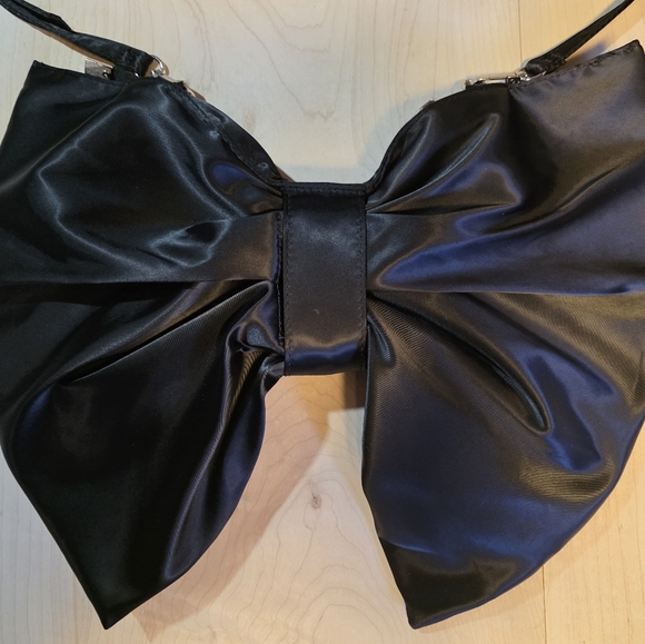 Unique 12" Black Bow Statement Accessory Cross body Over The Shoulder Handbag - Picture 7 of 8
